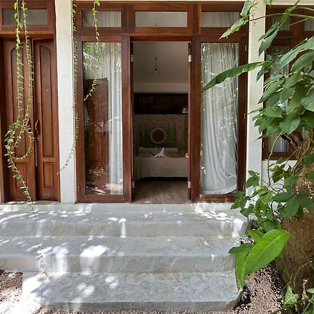 Sannyas Boutique Hotel Улувату Экстерьер фото