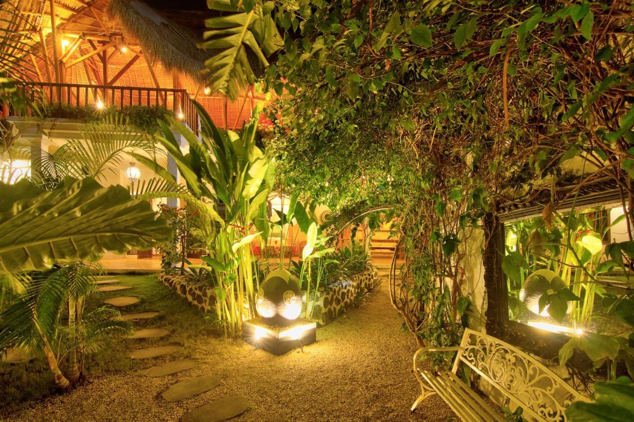 Sannyas Boutique Hotel Улувату Экстерьер фото